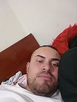 Show modela yakiiii2121 na web-kameri