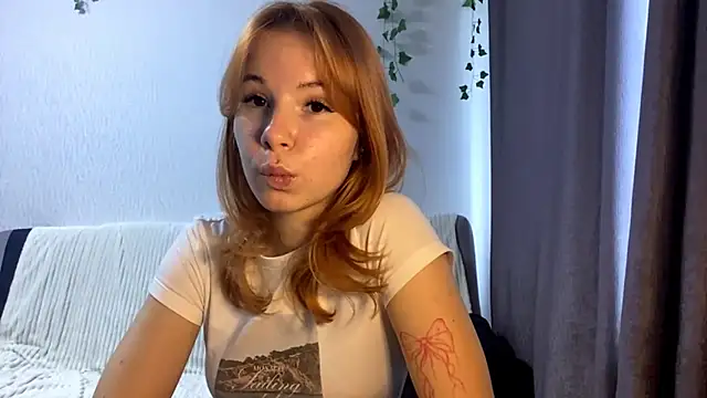 Chat +18 de Ginger_Baby ao vivo