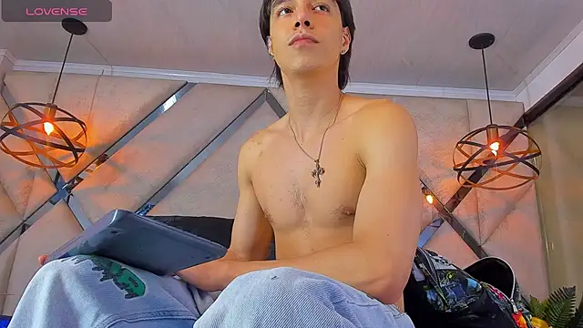 Chatroom XXX en direct de Face_Baby08