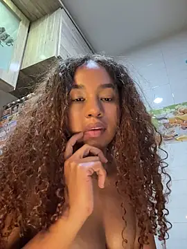 ELENNA__SNOW – Naživo XXX chat
