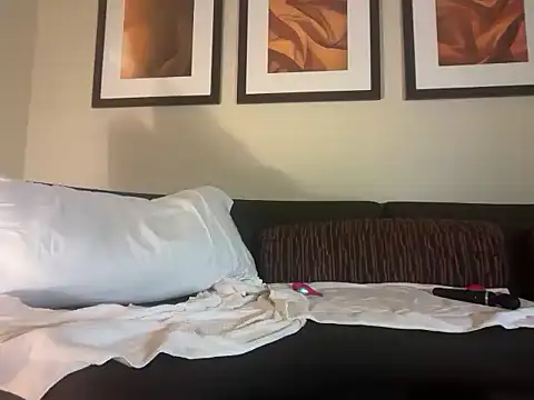 Squirtlegirly Adlı Modelin Canlı XXX Sohbeti