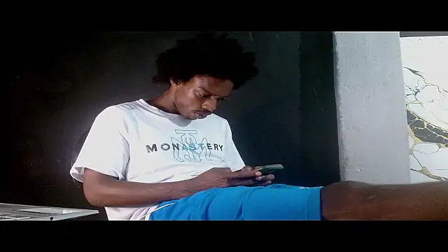 Larry-n-clouds XXX чат на живо