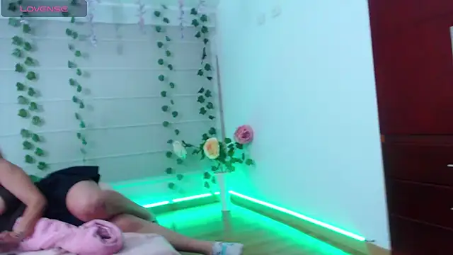 Sarabubbie Chat XXX in diretta