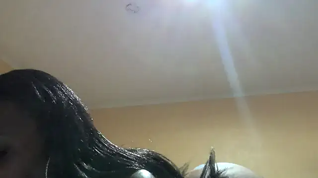 Jasmine_FullsShine's Live XXX Chat