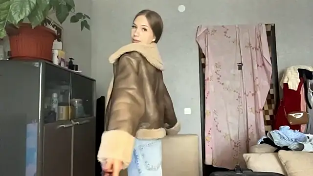 MarryTurnier Adlı Modelin Canlı XXX Sohbeti