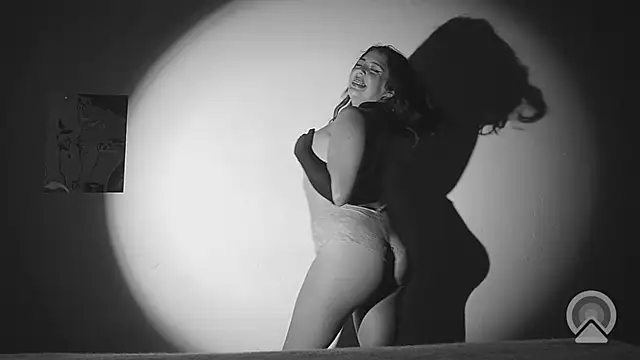 Chat XXX ao vivo de Pao_Ly