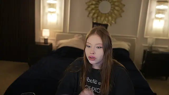 Esmie_Smile Live XXX-chat