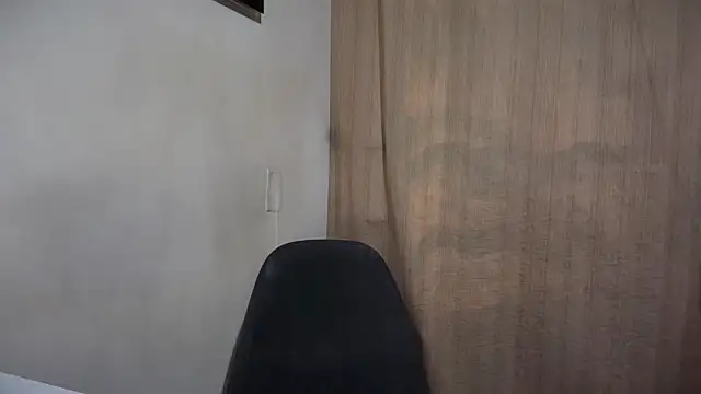 XXX chat uživo modela romeolovedark