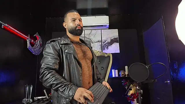 BeardAndrewのライブXXXチャット