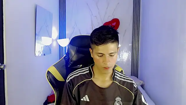 Ascii_one – Naživo XXX chat