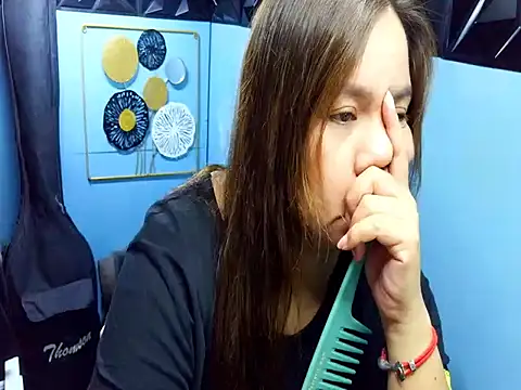 ambersmile Adlı Modelin Canlı XXX Sohbeti