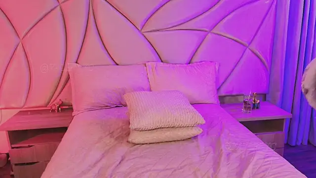 ValleryC Chat XXX live
