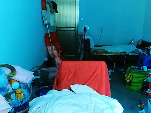 RebelAura – Naživo XXX chat