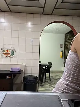 צ'אט XXX בשידור חי של IvyDove