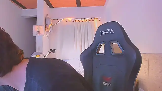 XXX chat uživo modela Sweet_Allan