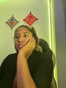 morena_2026pink's Live XXX Chat