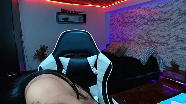 Camila_IRoose's Live XXX Chat