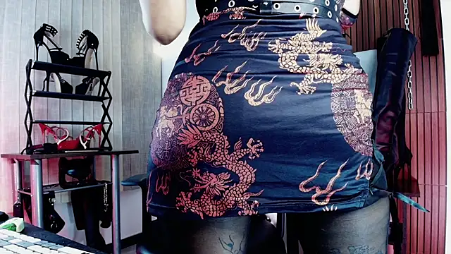 missdarklady's Live XXX Chat