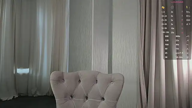 Alika_LV Adlı Modelin Canlı XXX Sohbeti
