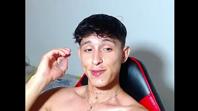 Онлайн чат XXX rowanbig