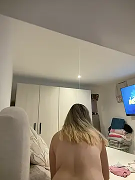 צ'אט XXX בשידור חי של Danielavegax
