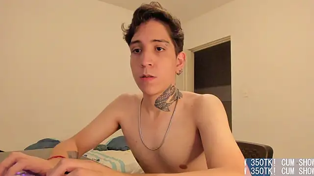 Michael_v77 Live XXX-chat