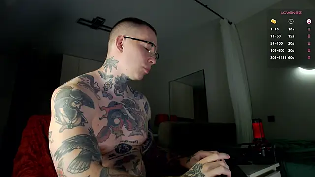 Živý XXX chat Tommy_cat