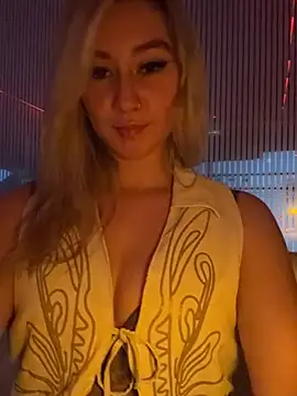 MaryDeniro's Live XXX Chat