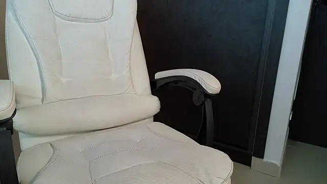 eren_jeager's Live XXX Chat