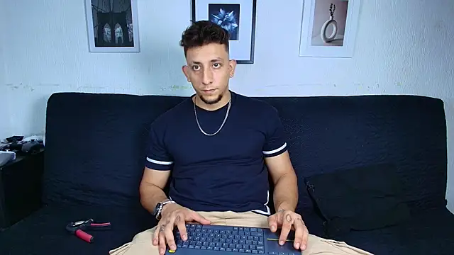 Sr_Maykol's Live XXX Chat
