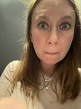 Brooke_lover élő XXX-chatje
