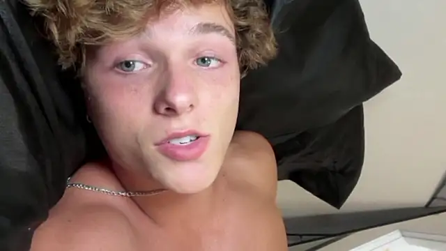 JackedVander's Live XXX Chat
