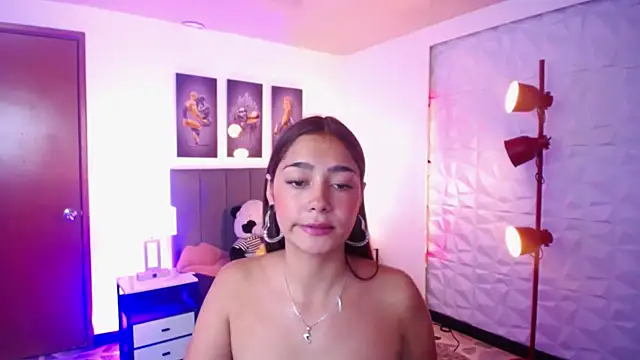 sahara_9's Live XXX Chat