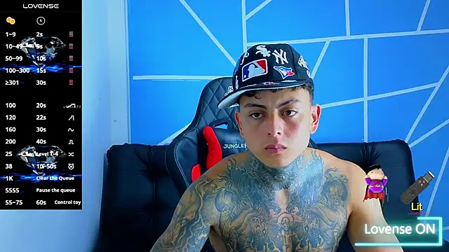 KevinSanchez420 XXX чат на живо