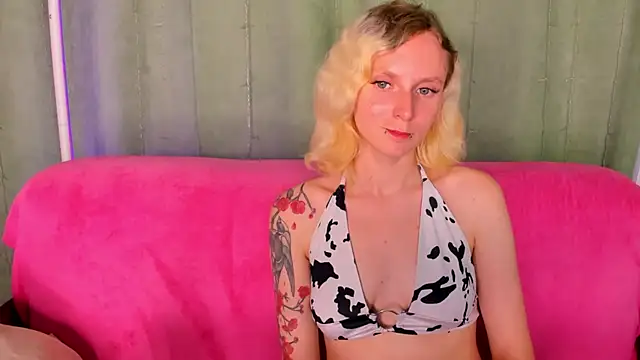 LikiLips' Live XXX Chat