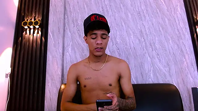 Chatroom XXX en direct de _Thiago12