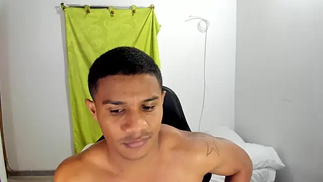 corzoethan – Naživo XXX chat