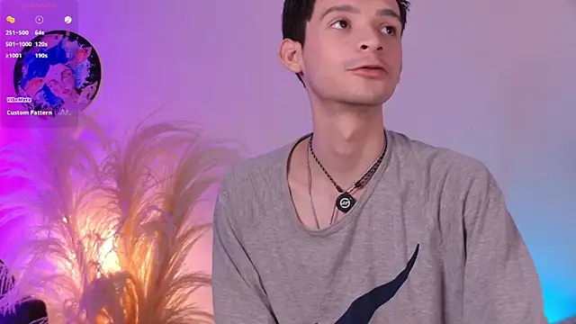 VicenteFerrer's Live XXX Chat