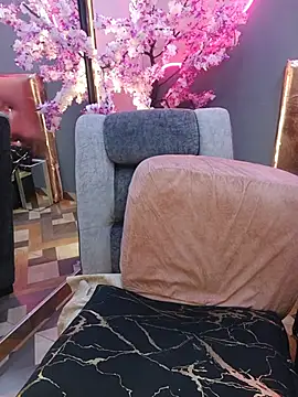 Elizabeth_bennett Adlı Modelin Canlı XXX Sohbeti