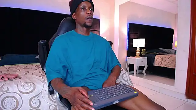 SkylerBigxxx webkamerás műsora