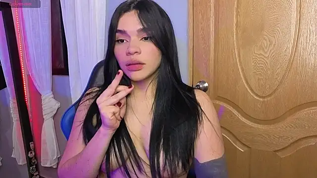 Veronica_111 Live XXX Chat