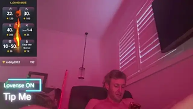 Czat XXX na żywo – OFFICAL_DICKEDDOWNUNDER