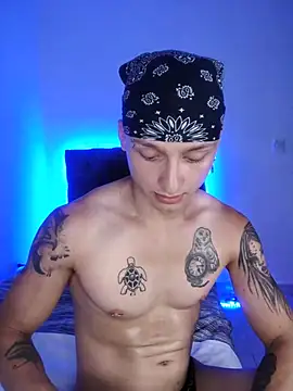 DIEGO_JONES Adlı Modelin Canlı XXX Sohbeti