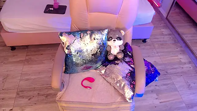Marilyn_Rosex Adlı Modelin Canlı XXX Sohbeti