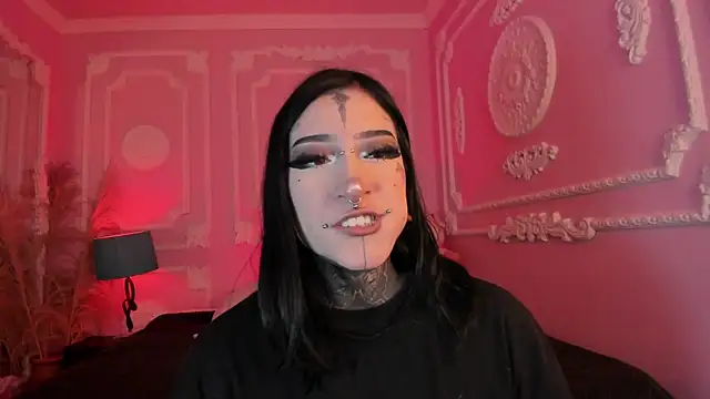 Kat_VonDe Live XXX Chat