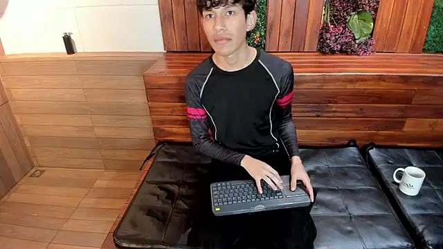 Chat XXX en directo de Pierre_Leroy_