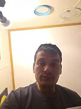 twistafatpipe – Naživo XXX chat