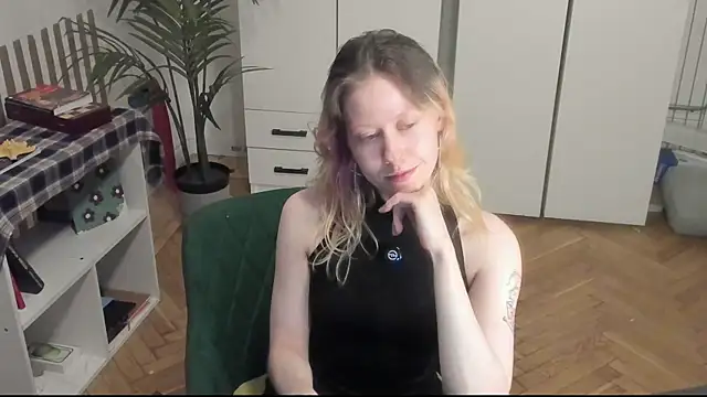 Silly__Milly 现场XXX聊天