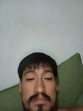 Онлайн чат XXX stefamholmes