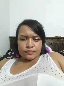 Chat XXX ao vivo de ebonysummer_